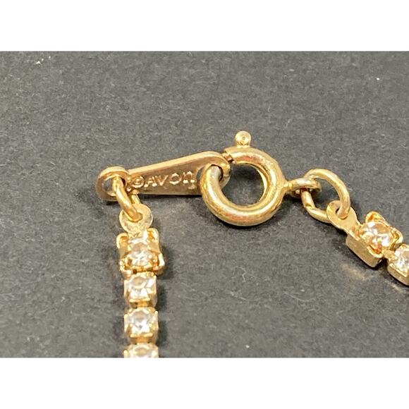 Vintage Avon Petite Delicate Rhinestone Tennis Bracelet Gold Tone 7.5” - Picture 2 of 7